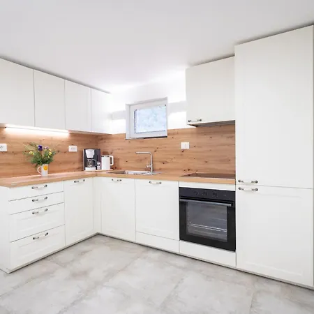 Apartments And Rooms Natasa 2 Trenta Exterior photo