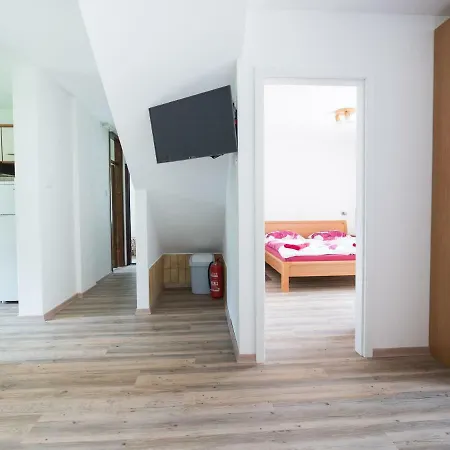 Apartments And Rooms Natasa 2 Trenta Exterior photo